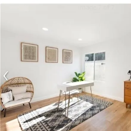 Image 5 - 4975 Benito Street, Montclair, CA 91763, USA - Room for rent