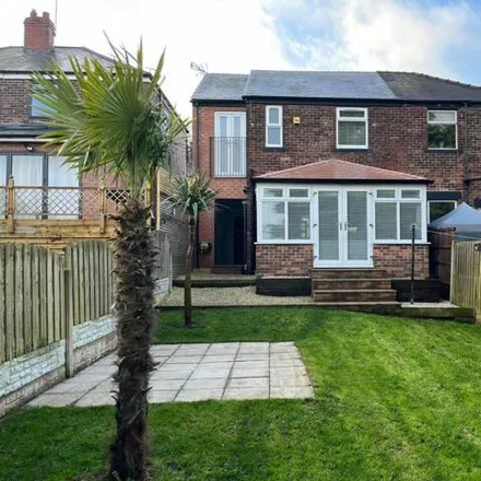 Image 2 - Handsworth Crescent, Sheffield, S9 4BP, United Kingdom - Duplex for sale