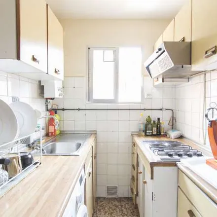 Rent this 2 bed apartment on Madrid in Calle de Enrique Velasco, 20