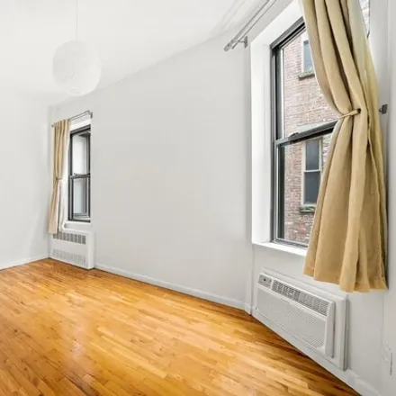 Image 4 - 176 9th Avenue, New York, NY 10011, USA - House for rent