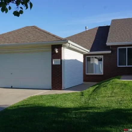 Buy this 2 bed townhouse on 2405 Dodge Street in Lincoln, NE 68521
