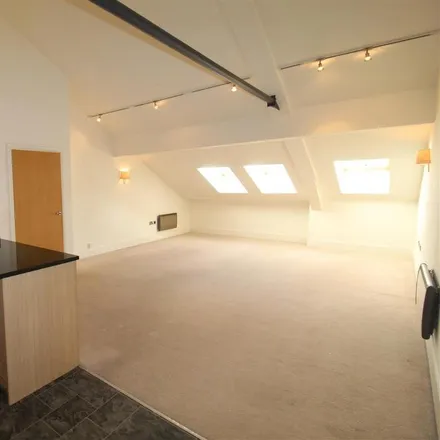 Image 3 - Dean House Lane, Luddenden, HX2 6RE, United Kingdom - Apartment for rent