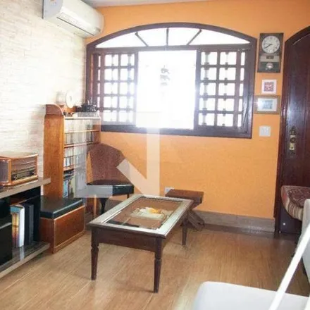 Buy this 3 bed house on Rua Mussumés 455 in Jardim Japão, São Paulo - SP