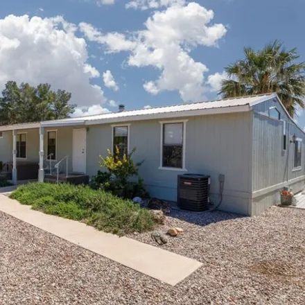 Buy this studio apartment on 3330 Spanish Trail in Mohave County, AZ 86432