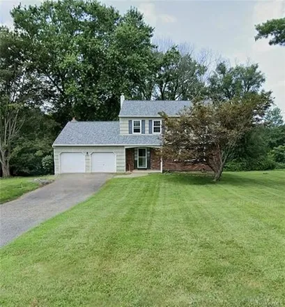 Rent this 4 bed house on 29 Rockledge Dr in Brewster, New York