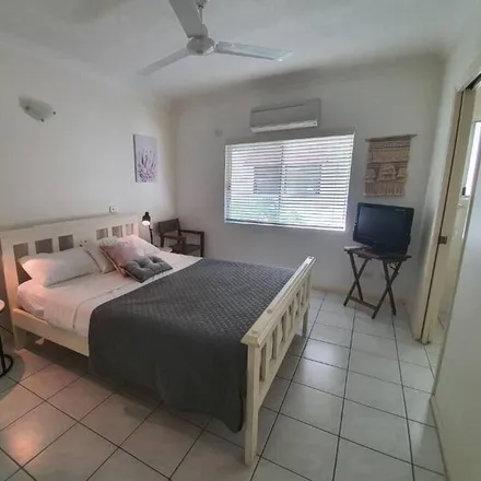Rent this 2 bed apartment on Yorkeys Knob QLD 4878