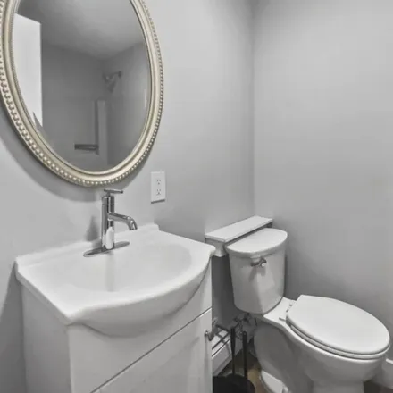 Image 2 - 63 Victory Street, Stamford, CT 06902, USA - Apartment for rent