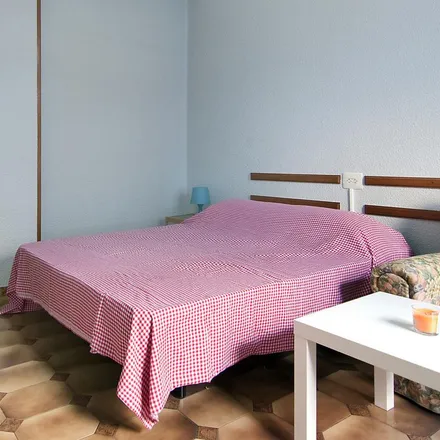 Rent this 6 bed apartment on Oficina de empadronamiento electoral de Bolivia en el exterior in Carrer del Mestre Palau, 8