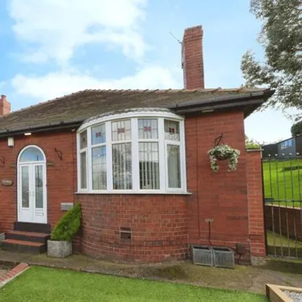 Buy this 2 bed house on Queens Road Academy in Queens Road, Barnsley