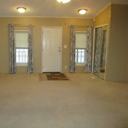 Image 5 - 11999 Hemlock Court, Shelby Charter Township, MI 48315, USA - Apartment for sale