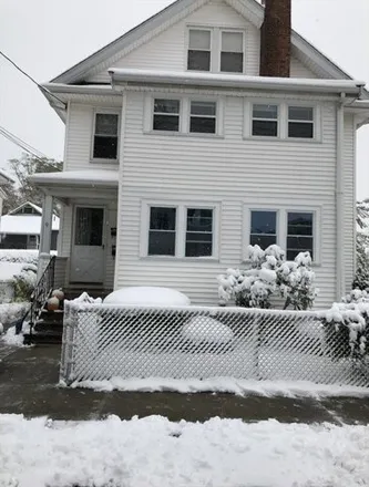 Rent this 2 bed house on 9 Pearl Street in Waverley, Belmont