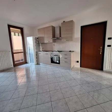Image 3 - Via Giuseppe Mazzini, 20832 Desio MB, Italy - Apartment for rent