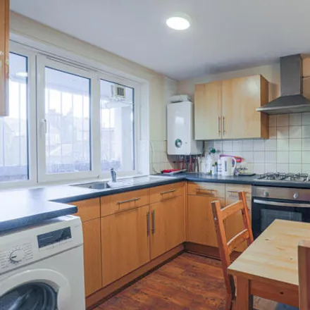 Rent this 5 bed room on O'Leary Square in London, E1 3AS