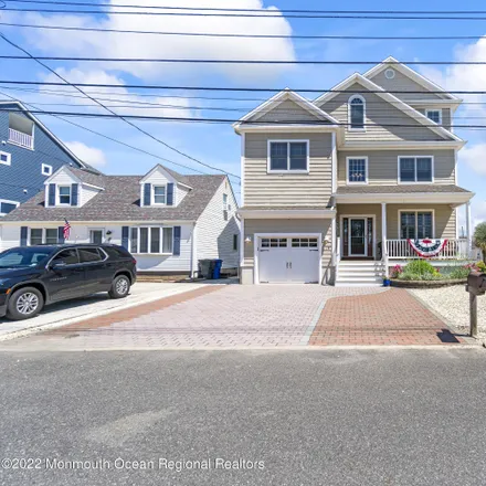 Buy this 5 bed house on 18 Point Road in Toms River, NJ 08753