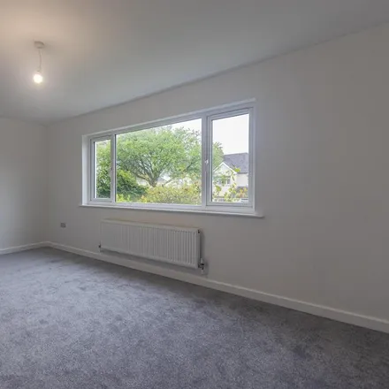 Image 5 - Heol Lewis, Cardiff, CF14 6QB, United Kingdom - Apartment for rent