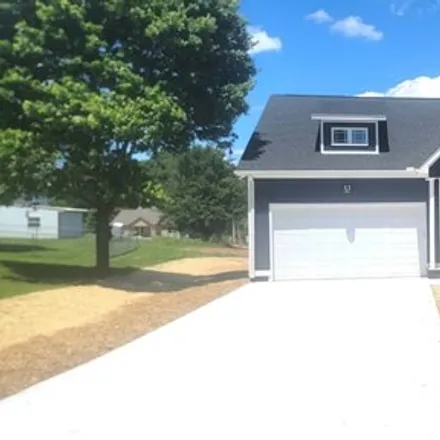 Buy this 3 bed house on 198 Driftwood Court in Warren County, TN 37110