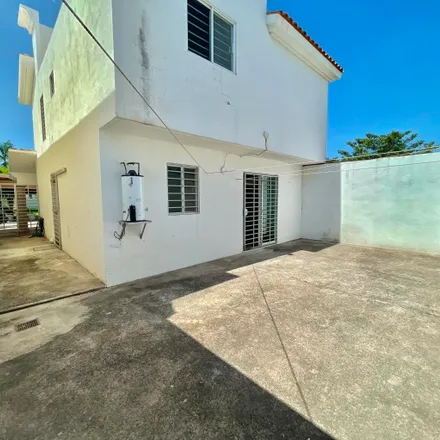 Rent this 3 bed house on Privada Turín in Stanza Toscana, 80050 Culiacán