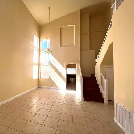 Image 3 - 3180 Castle Canyon Avenue, Henderson, NV 89052, USA - House for rent