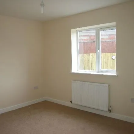 Rent this 2 bed apartment on Perth Street in Hull, HU5 3PE