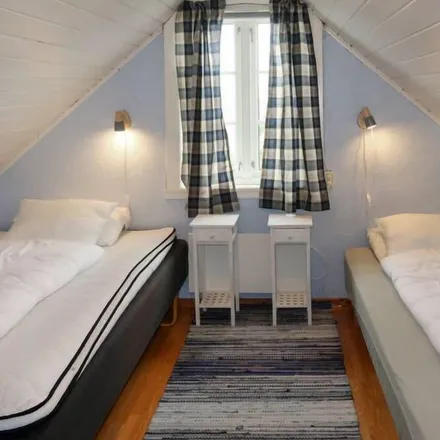 Rent this 2 bed house on Reksteren in 5683 Reksteren, Norway