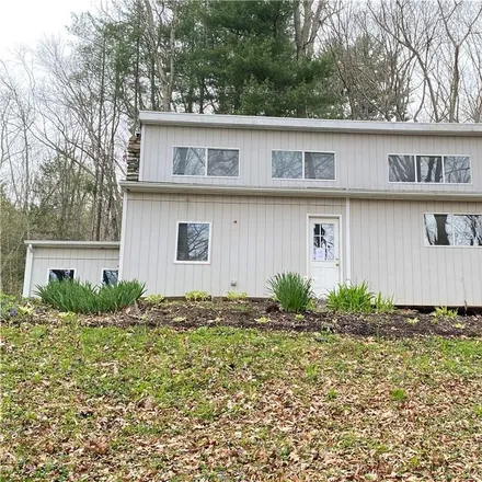 Buy this 2 bed house on 406 Transylvania Road in Woodbury, CT 06798