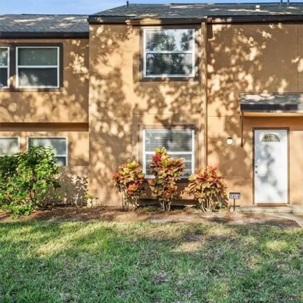 Buy this 2 bed condo on 1819 Clearbrooke Dr in Clearwater, Florida