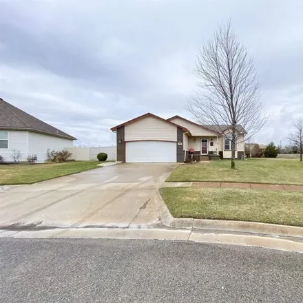 Buy this 4 bed house on unnamed road in Hutchinson, KS 67502