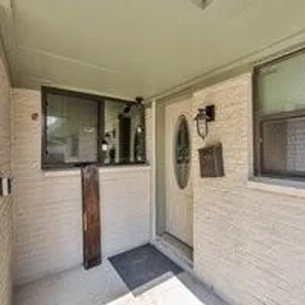 Image 4 - 2837 Belmont Street, Dickinson, TX 77539, USA - House for sale