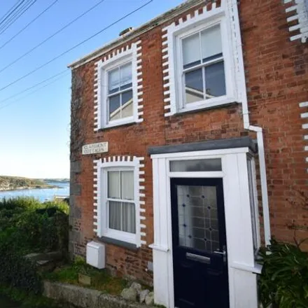 Rent this 2 bed townhouse on Claremont Terrace in Falmouth, TR11 2AG