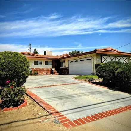 Image 1 - 735 West Canary Street, Colton, CA 92324, USA - House for sale