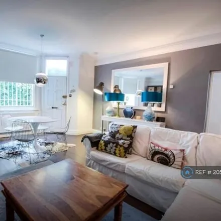 Image 3 - 5 Abbey Gardens, London, NW8 9AR, United Kingdom - Apartment for rent