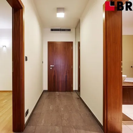 Rent this 3 bed apartment on Pinki Park in Kopečná, 659 37 Brno
