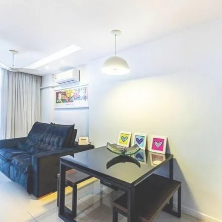 Buy this 4 bed apartment on Rua Doutor Sardinha in Santa Rosa, Niterói - RJ