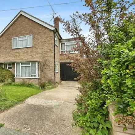Buy this 3 bed house on Gordon Road in Chelmsford, CM2 9LN