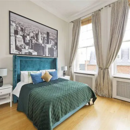 Image 9 - 65 Cadogan Square, London, SW1X 0DY, United Kingdom - Apartment for rent