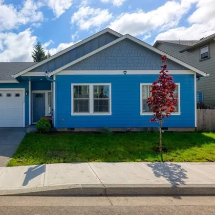 Buy this 3 bed house on Kennedy Street in Woodburn, OR 97071