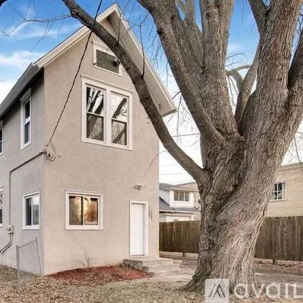 Rent this 4 bed duplex on 2511 Fremont Avenue North