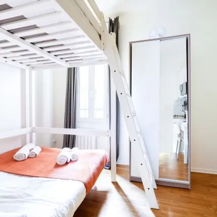 Rent this studio apartment on 10 Rue des Moines in 75017 Paris, France