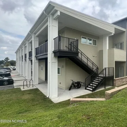 Rent this 1 bed apartment on 921 South 2nd Street in Wilmington, NC 28401
