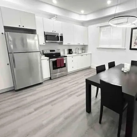Rent this studio apartment on East Ward in Brantford, ON N3T 3W4