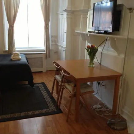 Rent this 1 bed apartment on Brandenburgh House in Fulham Palace Road, London