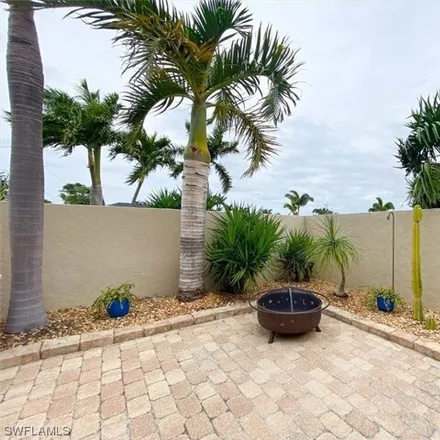 Image 6 - 2124 Southwest 49th Street, Cape Coral, FL 33914, USA - House for sale