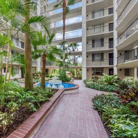 Buy this 1 bed condo on 2699 Seville Boulevard in Clearwater, FL 33764