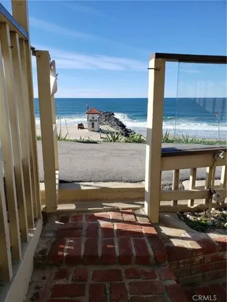 Image 1 - 683 Esplanade, Redondo Beach, CA 90277, USA - Condo for sale
