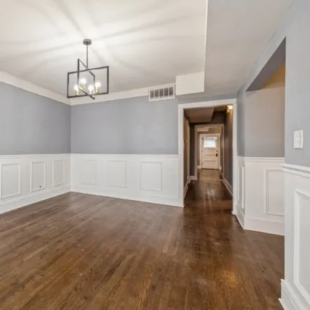 Image 3 - 7638 South Carpenter Street, Chicago, IL 60620, USA - House for sale