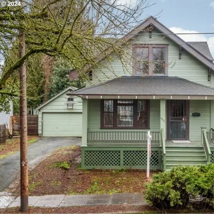 Buy this 4 bed house on 4037 Northeast 13th Avenue in Portland, OR 97212
