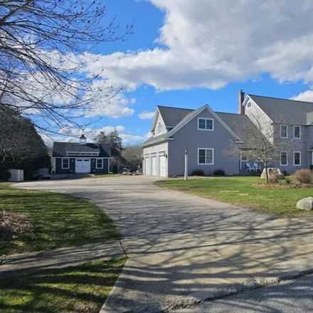 Buy this 5 bed house on 13 Pequot Court in Pawcatuck, Stonington
