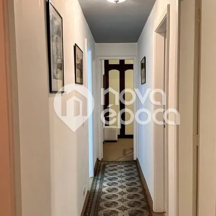 Buy this 3 bed apartment on Rua das Laranjeiras 577 in Laranjeiras, Rio de Janeiro - RJ