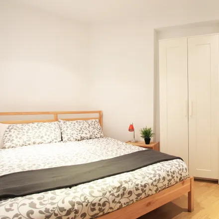 Rent this 8 bed room on Madrid in Calle de los Mancebos, 16