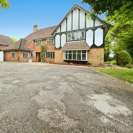 Rent this 5 bed house on Dukes Wood Drive in Gerrards Cross, SL9 7LJ